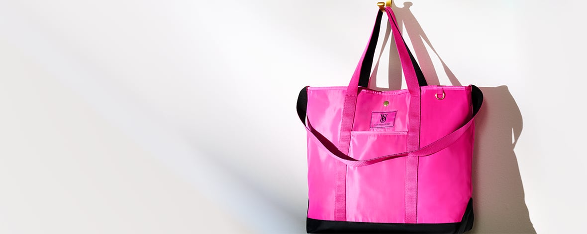 Limited Time. Free Nylon Tote With $100|CA$ 150|100 € Purchase.  Valued at $49.95|CA$ 69.95|49.95 €. Code RWNYLONTOTE. Click for Details.
