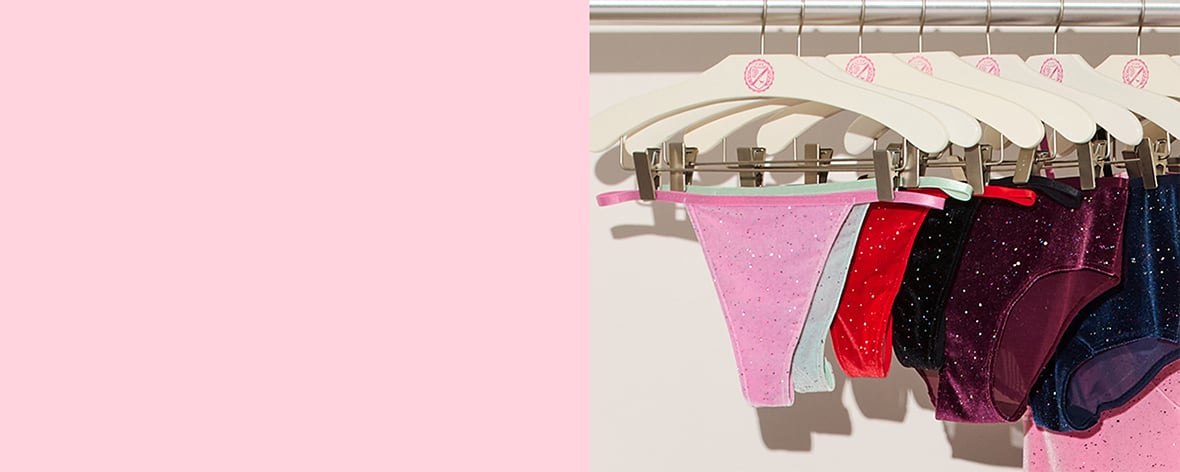 Make it a match. 5 for 45 € panties. Orig. up to $14.95|CA$ 19.95|16.99 each. Click to Shop.