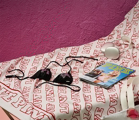 Limited time. Free VS PINK Towel with $100|CA$ 150|100 € purchase. Valued at $39.95|CA$ 54.95|39.95 €. Code CASPRING. Click for details.