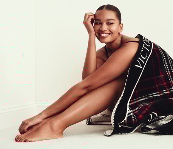 Limited Time. Free VS Fleece Blanket With $100|CA$ 150|100 &#8364; Purchase. Valued at $69.95|CA$ 94.95|69.95 &#8364;. Code RWVSBLANKET. Click for Details.