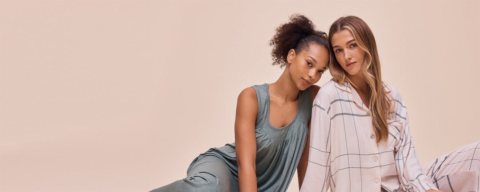 Brand We Love. Papinelle. New, luxurious PJs and lingerie in organic cotton and premium silk. Featuring fun patterns and colors.