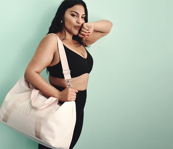 Limited Time. Free VS Metallic Bag With $125|CA$ 175|75 &#8364; Purchase. Valued at $59.95|CA$ 79.95|16.99 &#8364;. Code RWFALLTOTE. Click for Details.