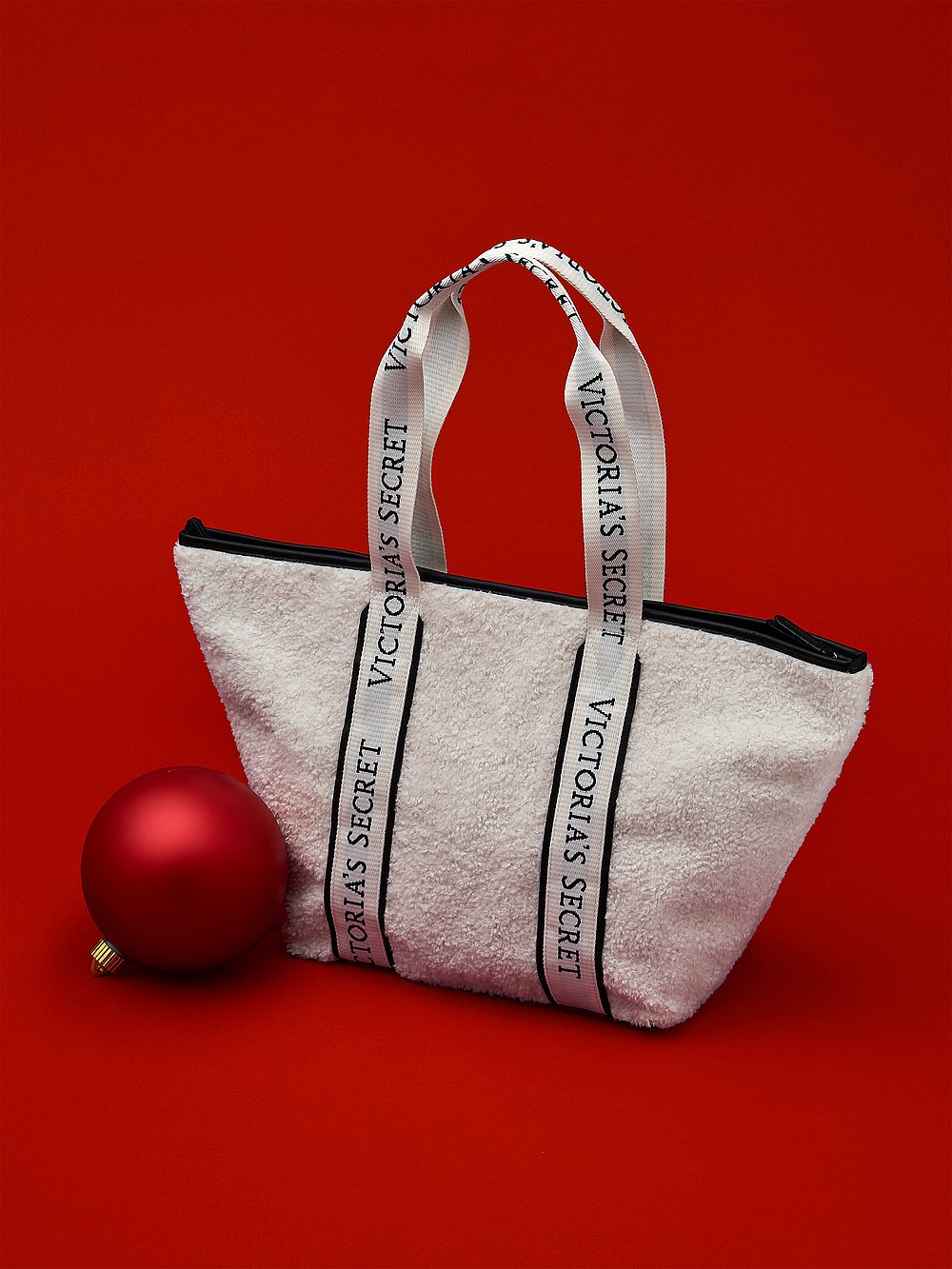 Cozy Plush Tote, zipper broken