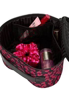 Heart Train Case Bag