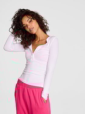 Relaxed Rib Long-Sleeve Henley Tee