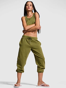 Campus Fleece™ Capri Jogger Sweatpants