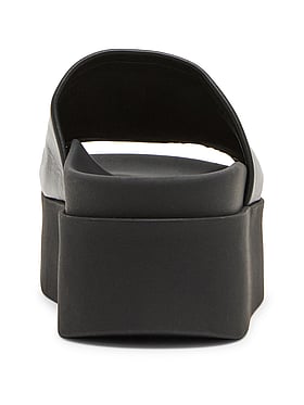 Arwen Slide Sandal