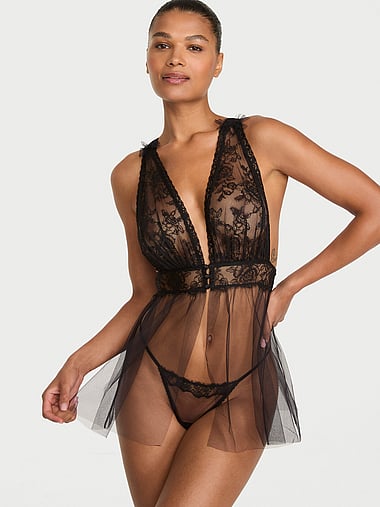 Комплект белья, глубокий вырез, кружево — Victoria's Secret