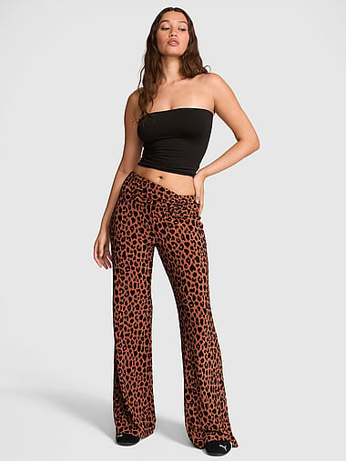 PINK - Night-Out Stretchy Knit Ruched Flare Pants, image 1
