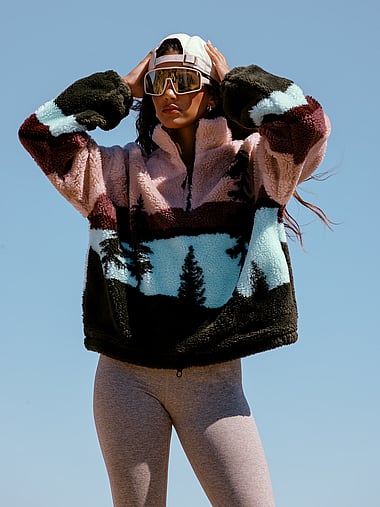 Beach Riot - Leona Sherpa, image 1