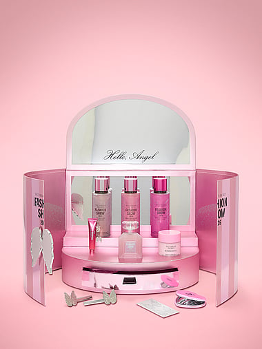 Fine Fragrance - The Ultimate Runway Vanity Gift Set Ft. Limited-Edition Scents & Body Crystals, image 1