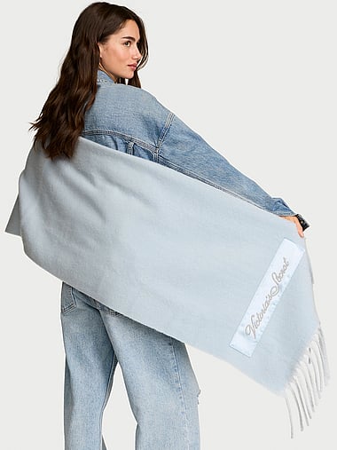 Victoria's Secret - Cozy Blanket Scarf, image 2