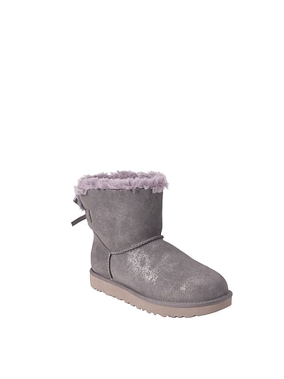 ugg bailey bow 2 boots