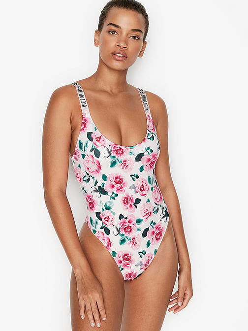 https://www.victoriassecret.com/p/504x672/tif/65/8a/658aa645676a4944835bc2eea18ed563/111874815ATS_OM_F.jpg