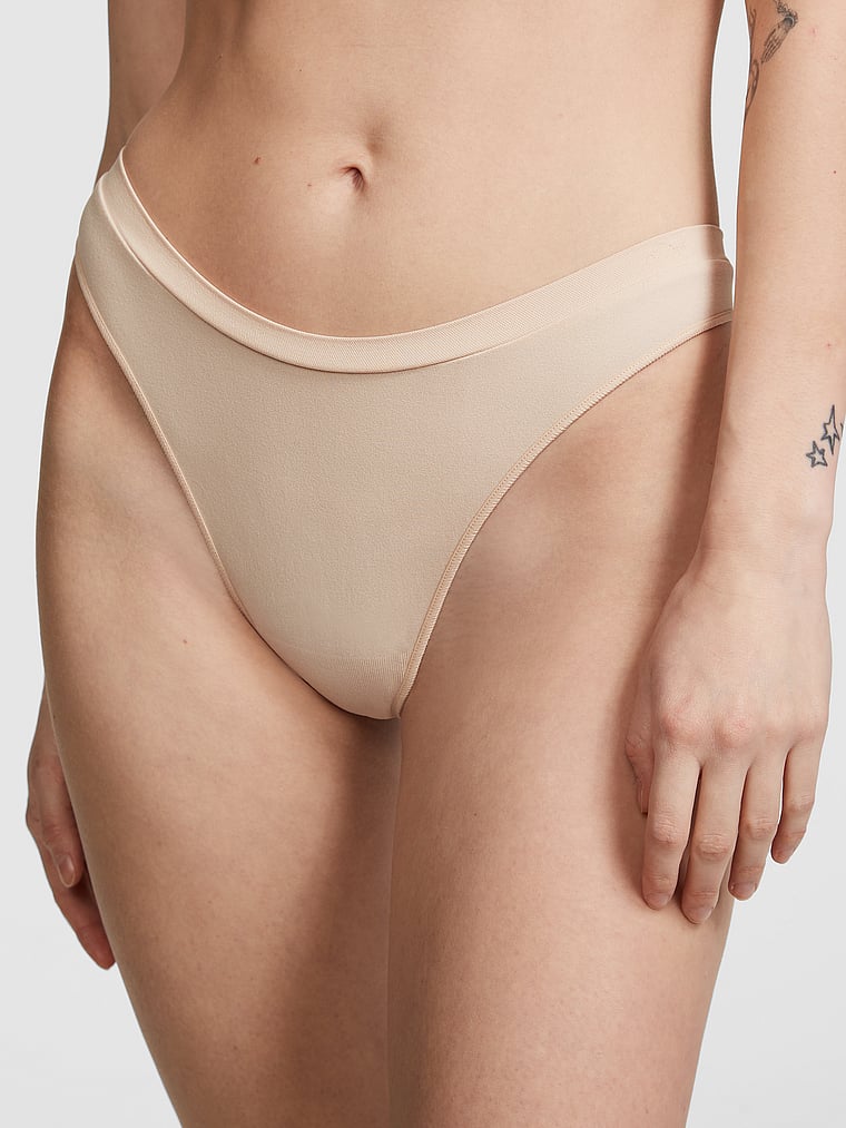 Seamless Bra & Panties Online  Comfortable Seamless Women Underwear –  Minimalist Underwear