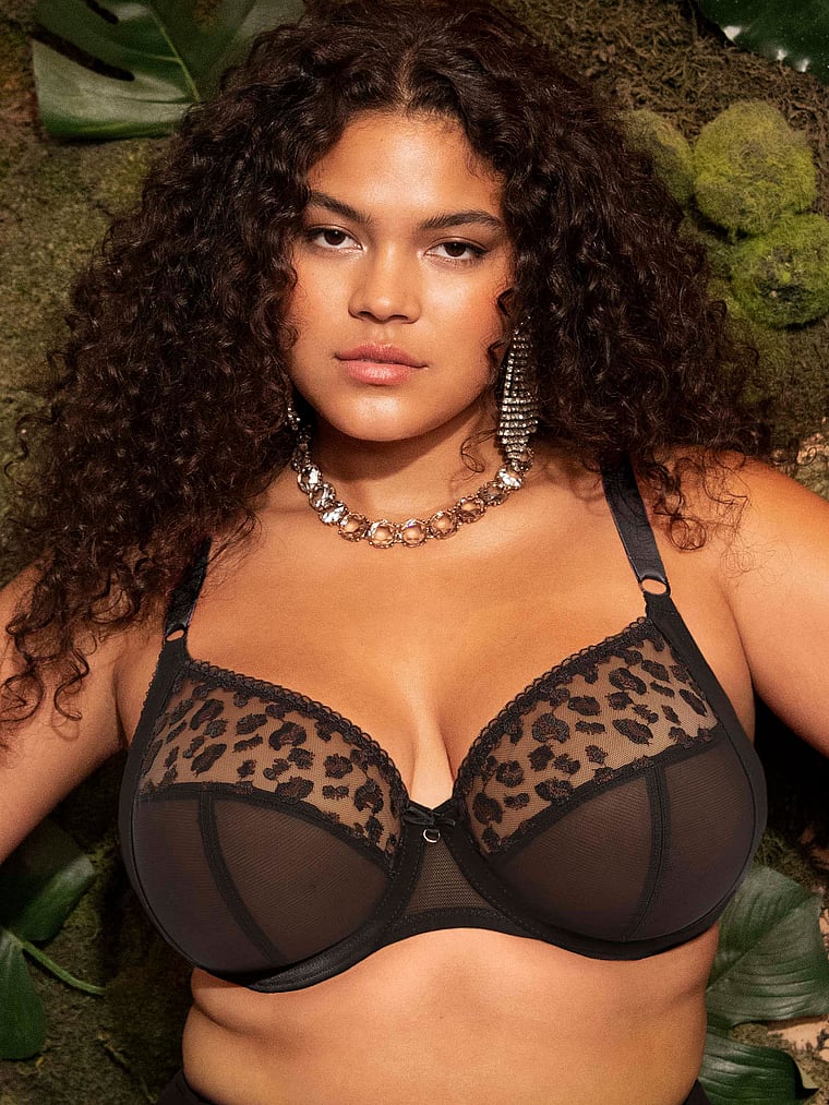 Buy Namrah Underwire Plunge Bra Order Bras online 1124655000