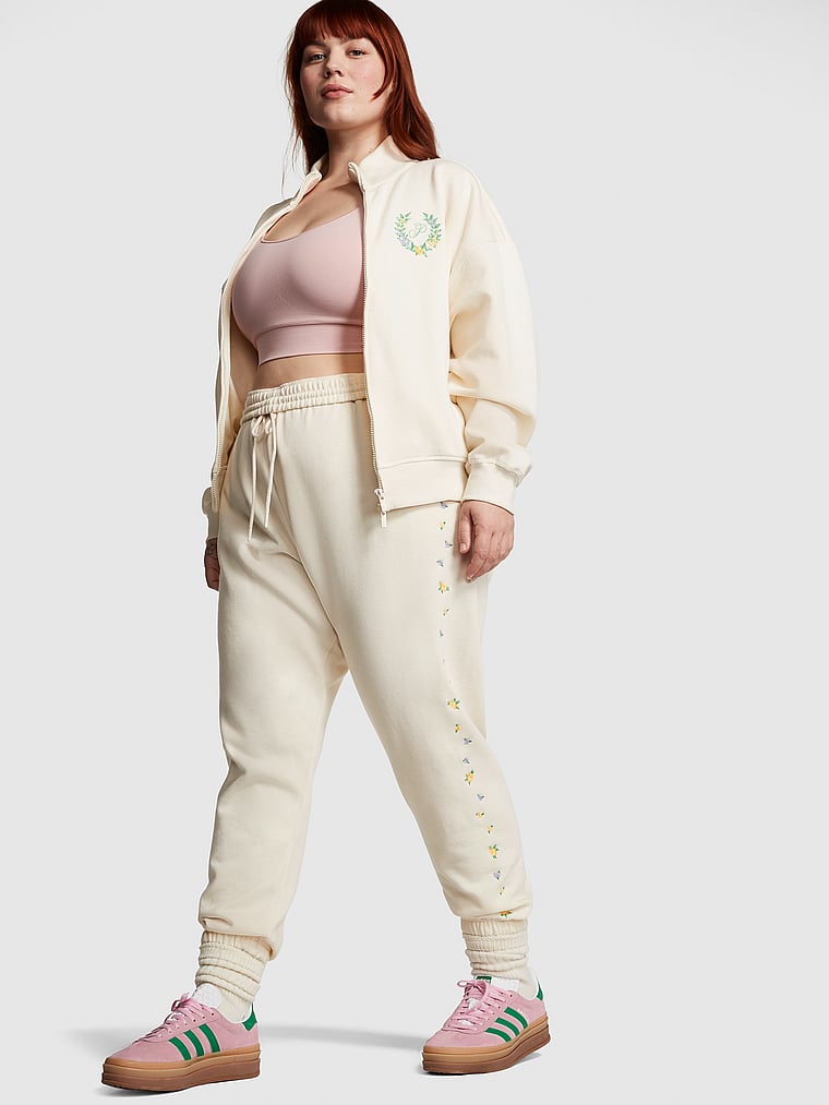 PINK Ivy Fleece Full-Zip Sweatshirt, Creamer Floral, onModelSide, 5 of 5 Lulu is 5'7" or 170cm and wears Large