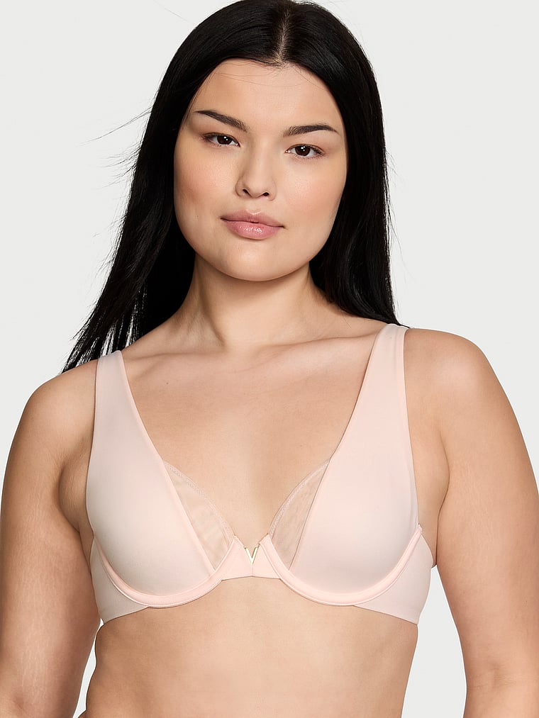 Victoria's Secret, Love Cloud Unlined Full-Coverage Bra, Purest Pink, onModelFront, 1 of 4 Alicia is 5'8" or 173cm and wears 34B or Small