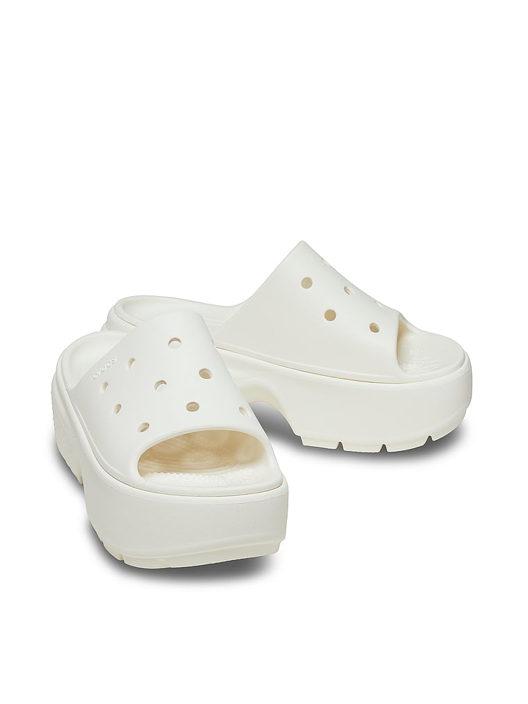 Crocs Stomp Slides, Chalk, onModelSide, 3 of 4