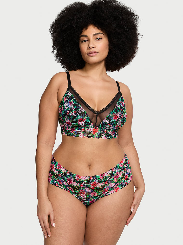 Victoria's Secret, The Lacie Lace Cheeky Panty, Black Tropical, onModelSide, 3 of 4 Shadia  is 5'11" and wears Extra Extra Large