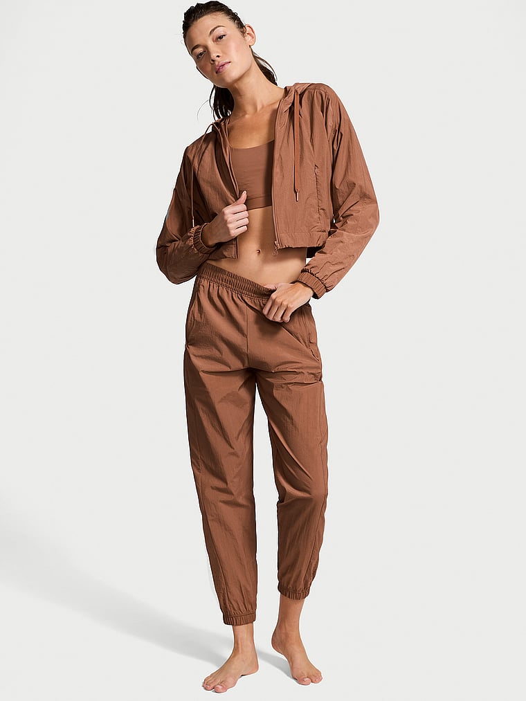 Victoria's Secret, VSX Parachute Weekend Jogger Pant, Caramel, onModelSide, 3 of 4 Kennidy is 5'11" or 180cm and wears Small
