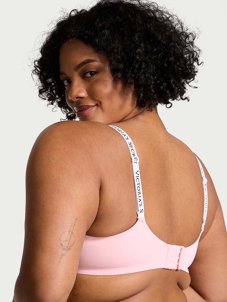 Victoria's Secret, The T-shirt Lightly Lined Wireless Bra, Pretty Blossom, onModelBack, 2 of 3 Chloe is 5'11" or 180cm and wears 38DD (E) or Extra Extra Large