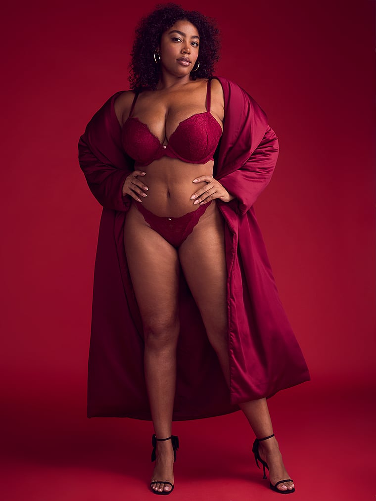 Victoria's Secret, Dream Angels Boho Floral Embroidery Push-Up Bra, Campari Red, onModelSide, 4 of 4 Brianna is 5'10" and wears 38DD (E) or Extra Large