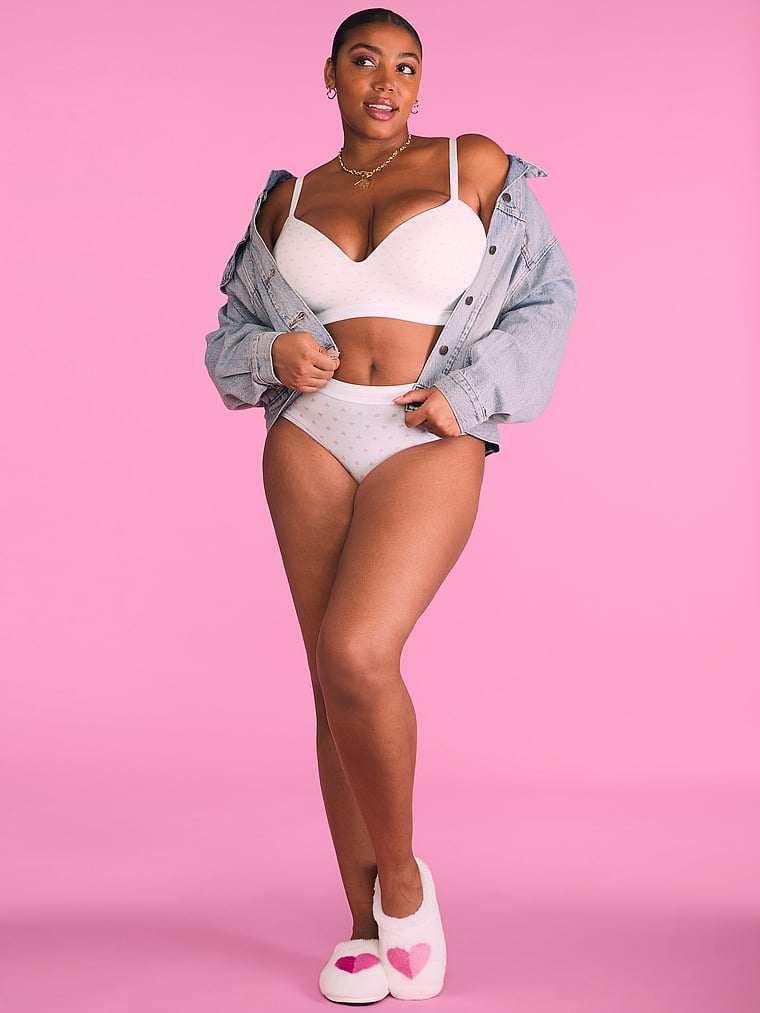 Victoria's Secret, The T-shirt Lightly Lined Wireless Bra, White & Pink Hearts, onModelSide, 4 of 4 Brianna is 5'10" or 178cm and wears 38DD (E) or Extra Large