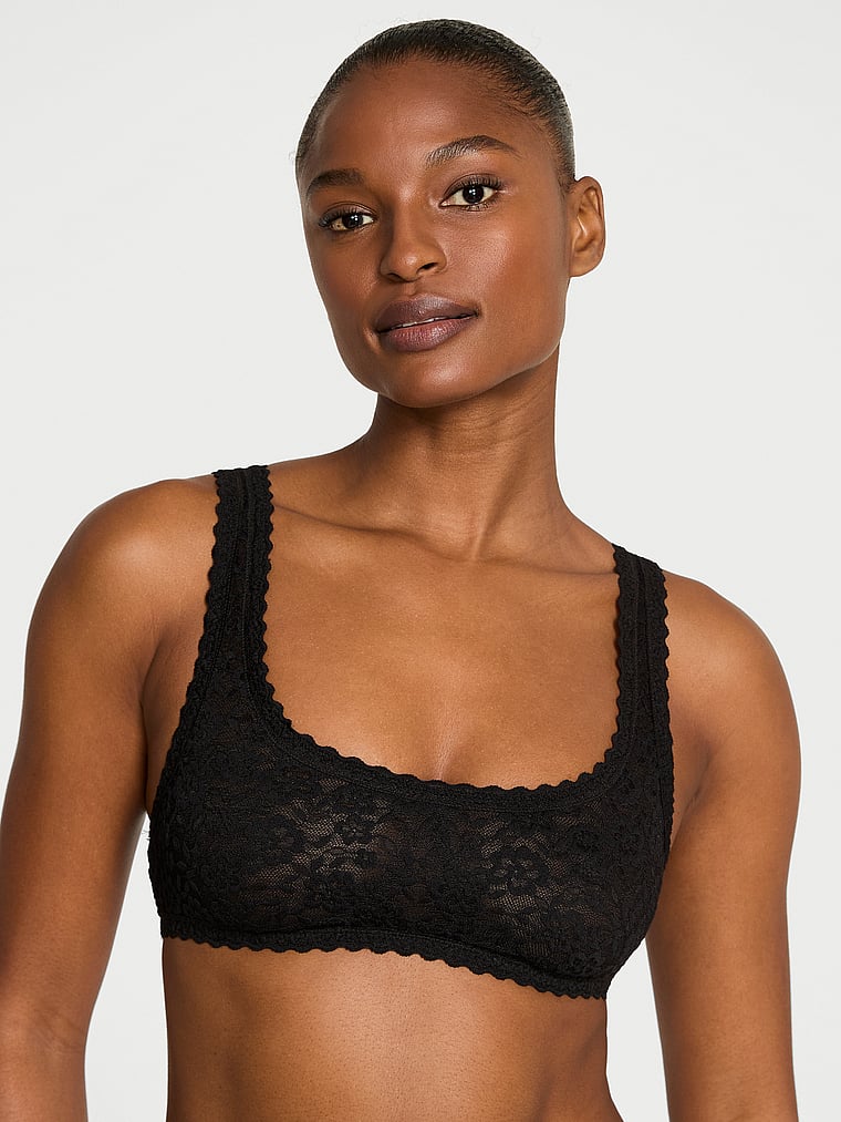Victoria's Secret, Victoria's Secret Sexy Tee Lacie Scoop Bralette, Jet Black, onModelFront, 1 of 4 Tsheca is 5'9" and wears 34B or Small