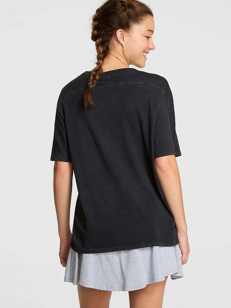 PINK Retro Cotton Boxy Tee, Pure black band capsule, detail, 4 of 4 Ruby is 5'6" or 168cm and wears Small