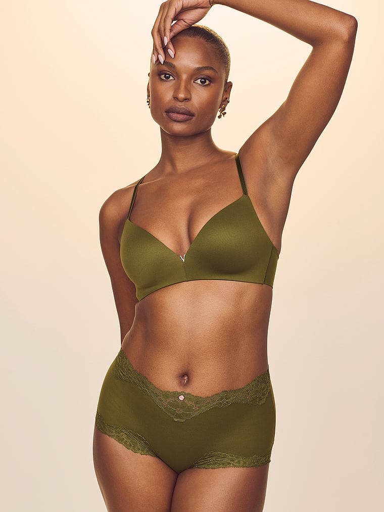 Victoria's Secret, Love Cloud Wireless Push-Up Bra, Green Chameleon, onModelSide, 1 of 6 Tsheca is 5'9" and wears 34B or Small