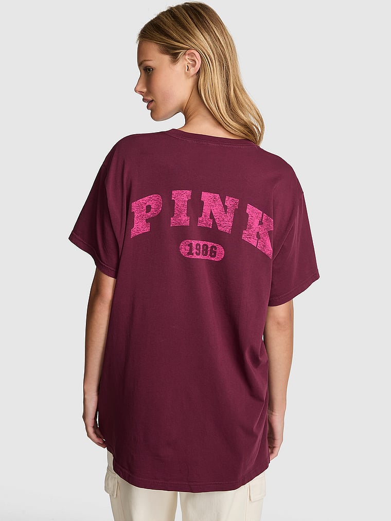 PINK Campus Cotton Tee, Wild rose core logo, onModelBack, 2 of 4 Mari is 5'7" or 170cm and wears Small