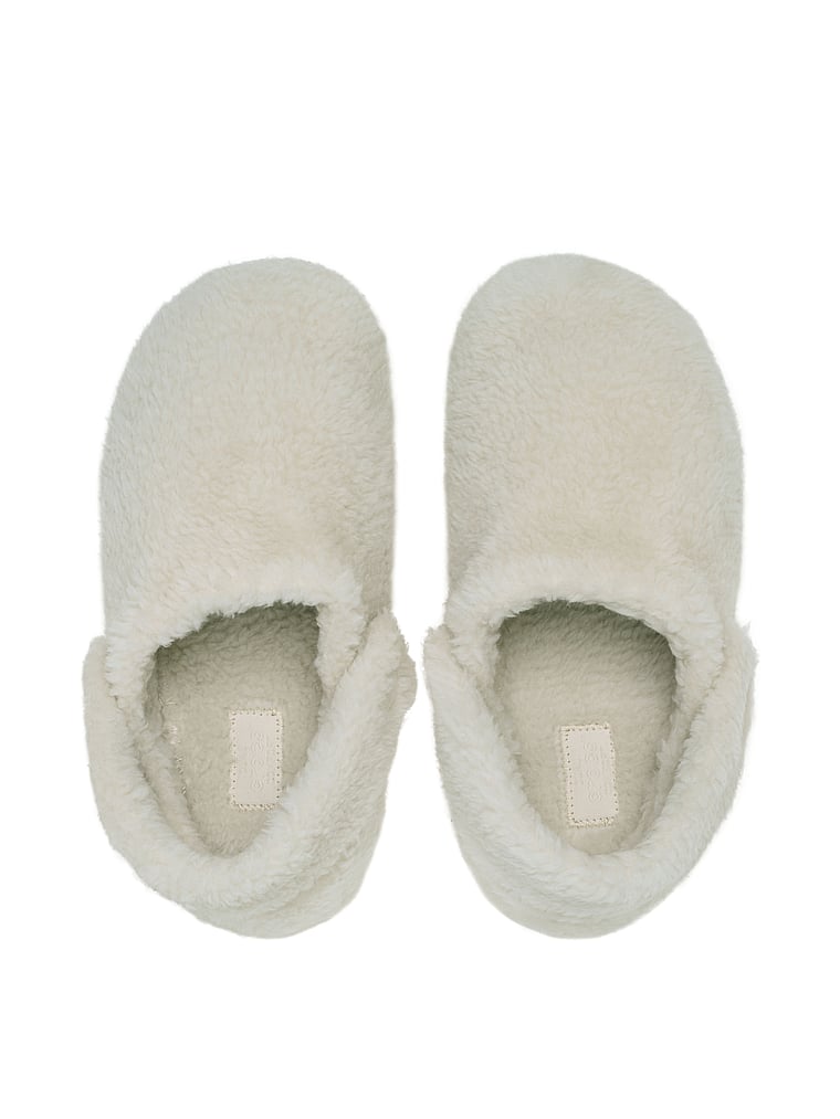 Crocs Classic Cozzzy Slipper, Stucco, onModelBack, 2 of 4