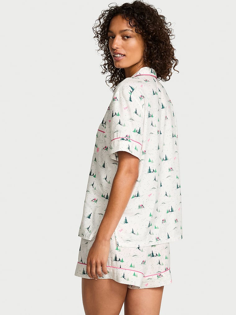 Victoria's Secret, Victoria's Secret Flannel Short Pajama Set, Coconut White/Rose Garden Whimsy Forest Scene, onModelSide, 2 of 3 Nikita is 5'10" or 178cm and wears S/Long