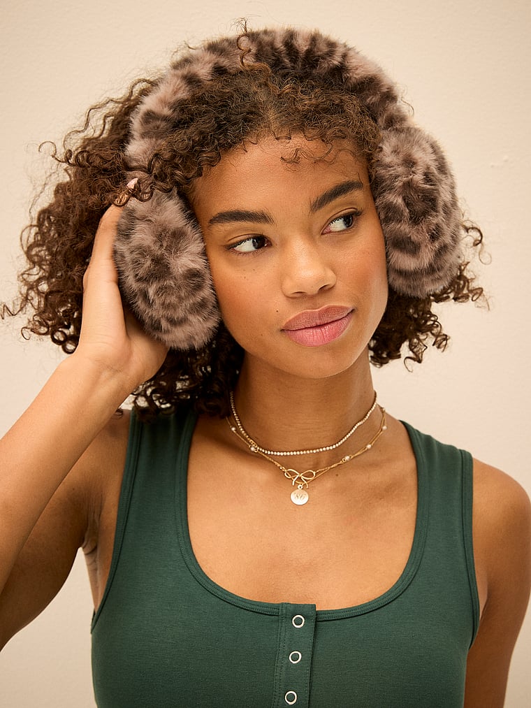 Fuzzy Feels Earmuﬀs