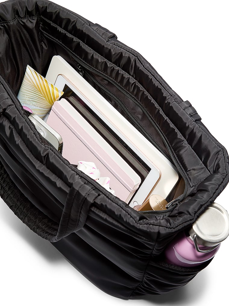 Quilted Puﬀer Tote Bag