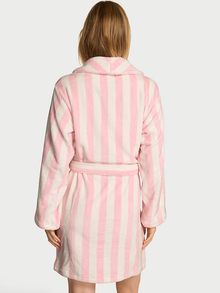 Victoria's Secret, Victoria's Secret Cozy Plush Robe, Print, onModelBack, 2 of 3 Lotta is 5'10" and wears Small