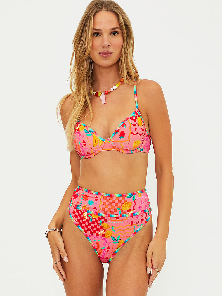Victoria's Secret, Beach Riot Kori Bikini Top, Passion Fruit, onModelFront, 1 of 3