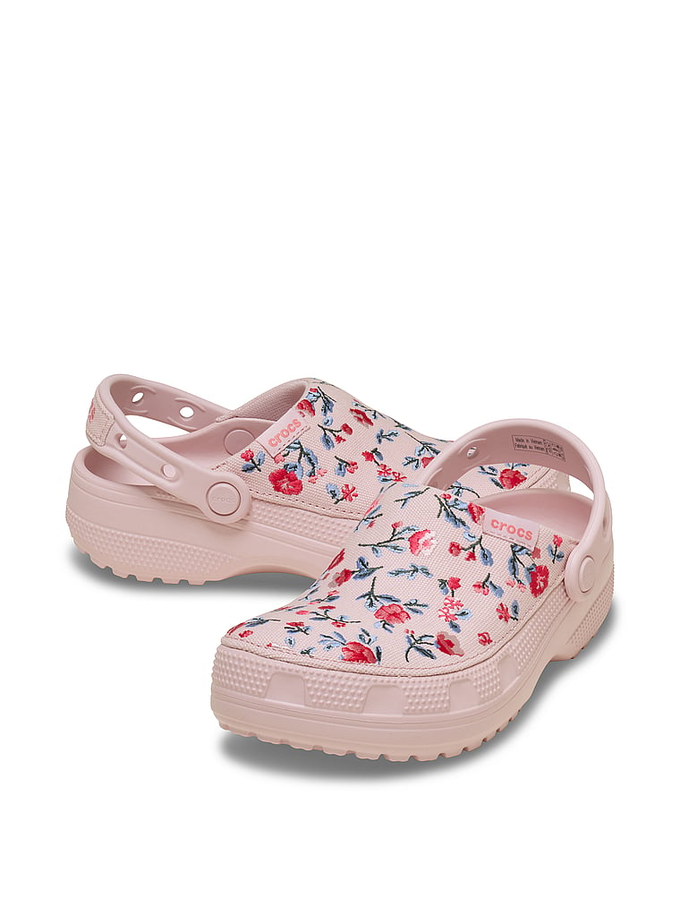 Classic Crafted Floral Clog