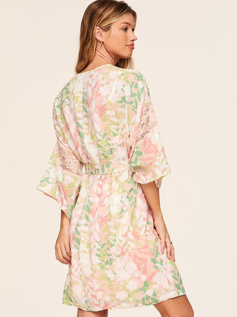 Desirae Robe