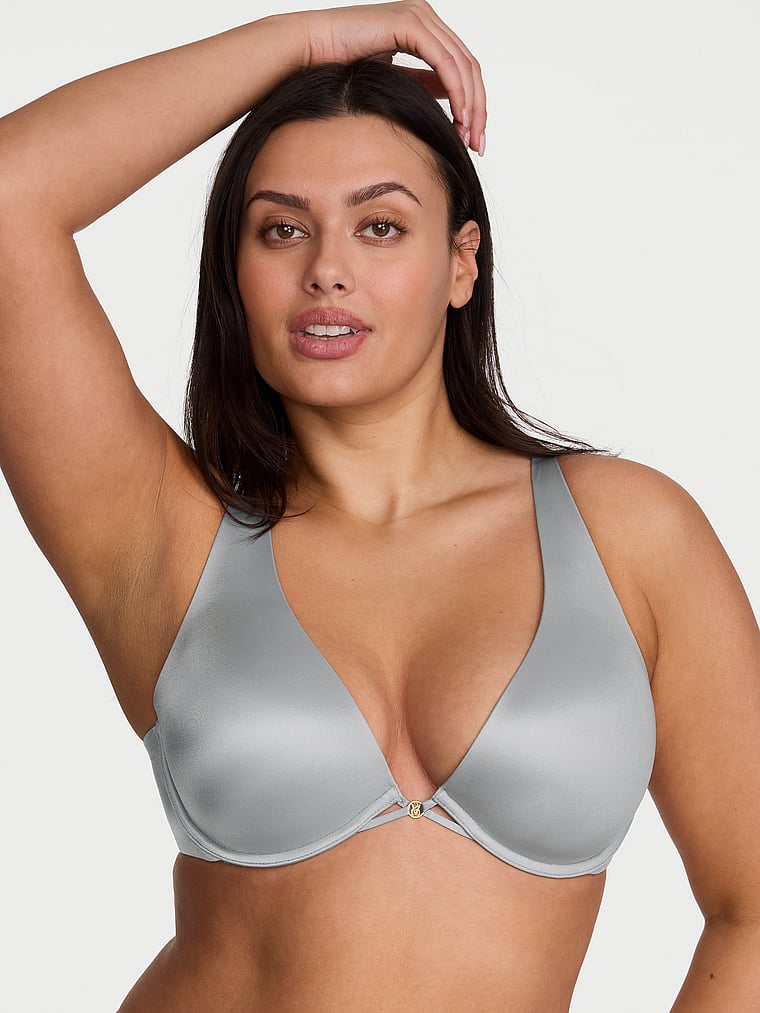 Victoria's Secret, Very Sexy Rose Lace Lightly Lined Plunge Bra, Sterling, onModelFront, 1 of 3 Karmi is 5'10" or 178cm and wears 34DD (E) or Large