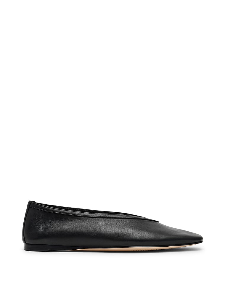 Steve Madden Leni Ballet Flat, Black Leather, onModelSide, 3 of 5