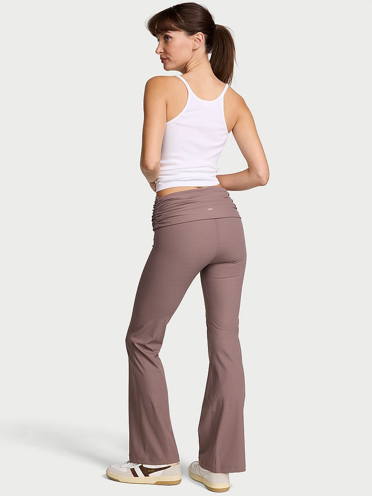 Victoria's Secret, VSX VSX Elevate™ Rib Ruched Foldover Flare Legging, Cloudy Grey, onModelBack, 2 of 3 Ari is 5'9" or 175cm and wears Small