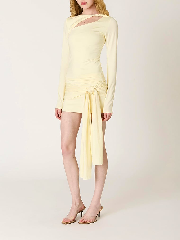 Victoria's Secret, Nia Sueno Skirt, Vanilla, onModelSide, 3 of 3