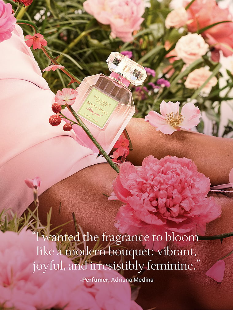 Victoria's Secret, Fine Fragrance Very Sexy Scarlet Mini Fine Fragrance Mist, Bombshell Bouquet, offModelBack, 4 of 5