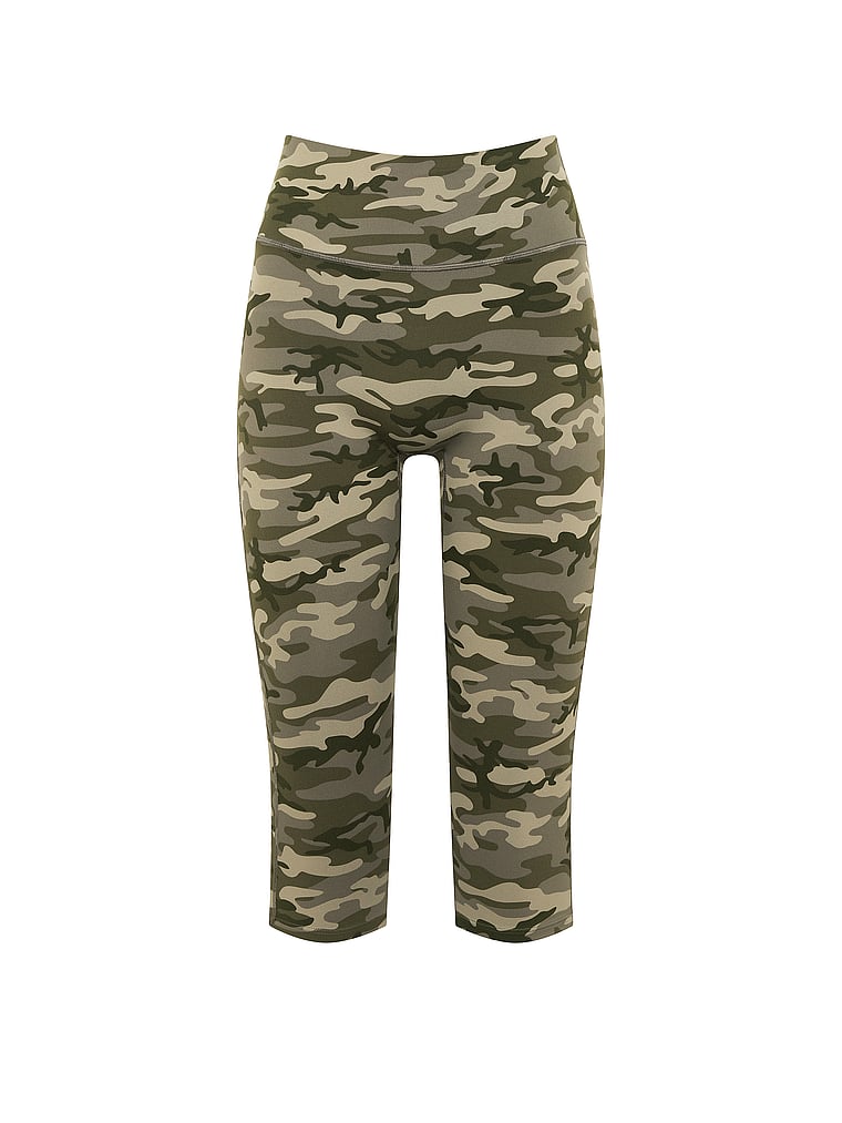 PINK Relay™ Capri Leggings