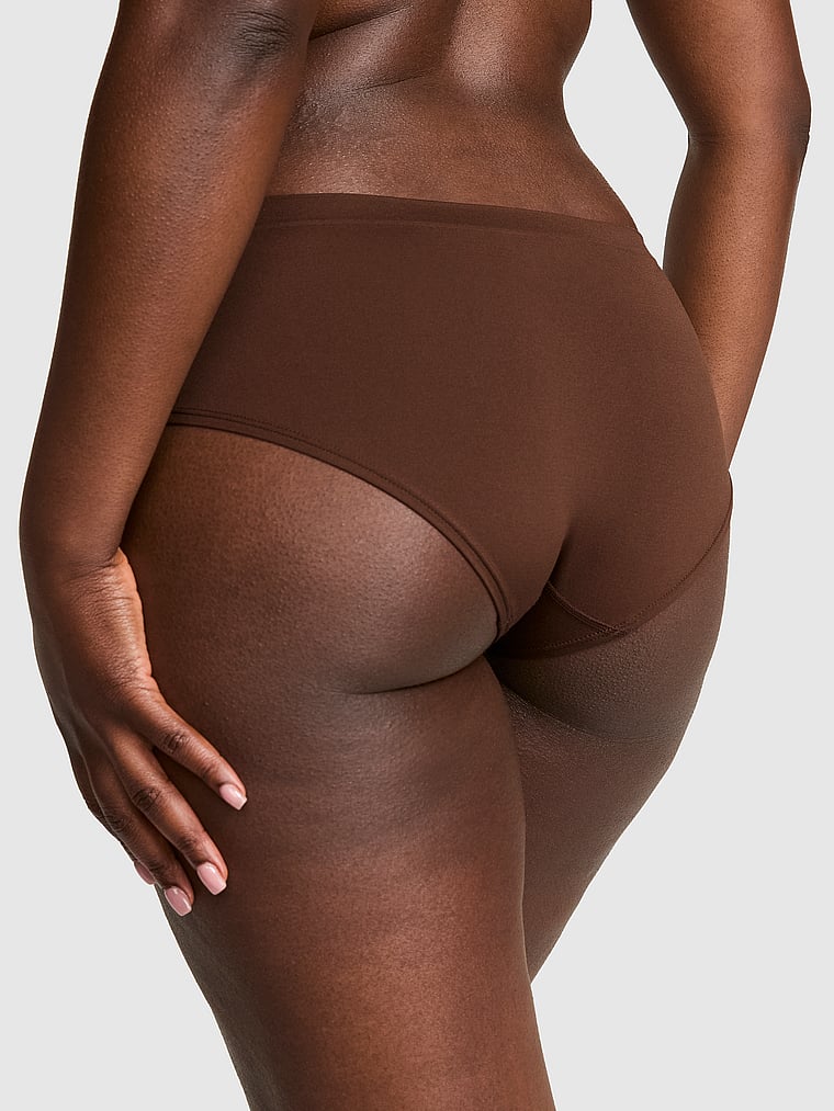 PINK Seamless Hiphugger Panty, Ganache, onModelBack, 2 of 3 Fanta is 5'11" or 180cm and wears Large