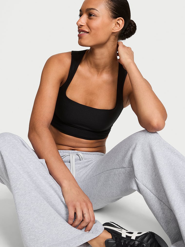 Спортивное бра VSX Essential, квадратный вырез — Victoria's Secret — фото 1