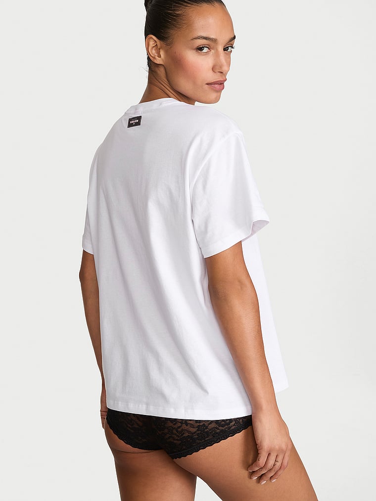 Victoria's Secret, Angel Essentials 100% Cotton Oversized Tee, Bombshell, onModelBack, 2 of 4 Nikita is 5'10" or 178cm and wears Small