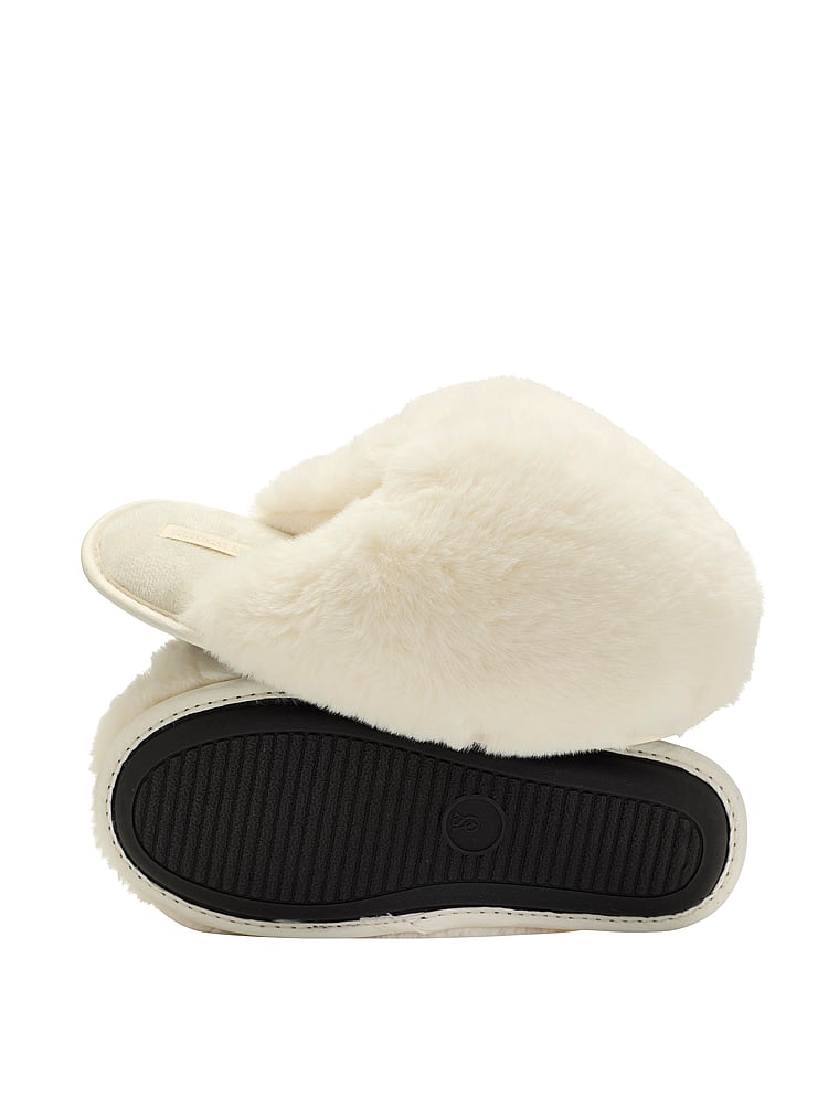 Cozy Faux Fur Snowball Slippers